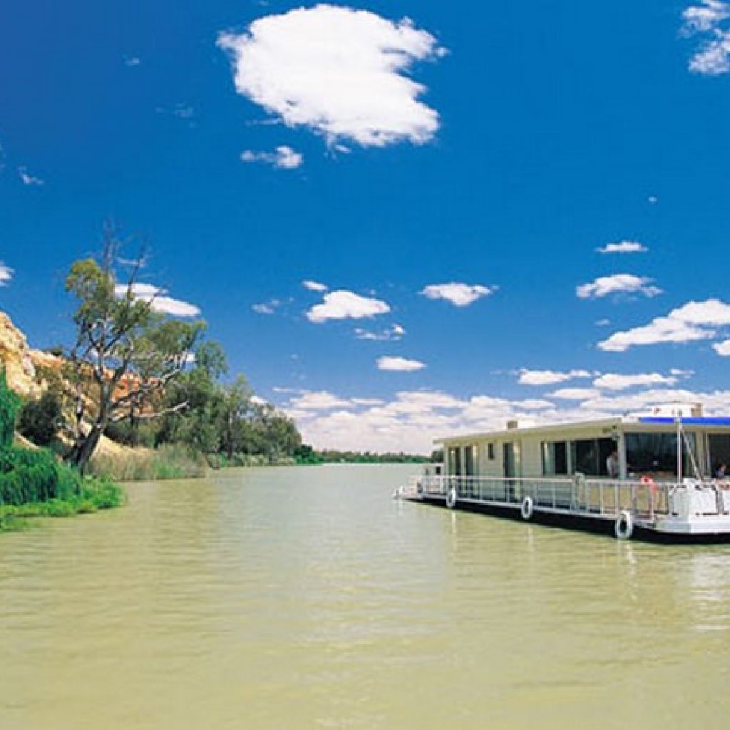 house-boat-australia